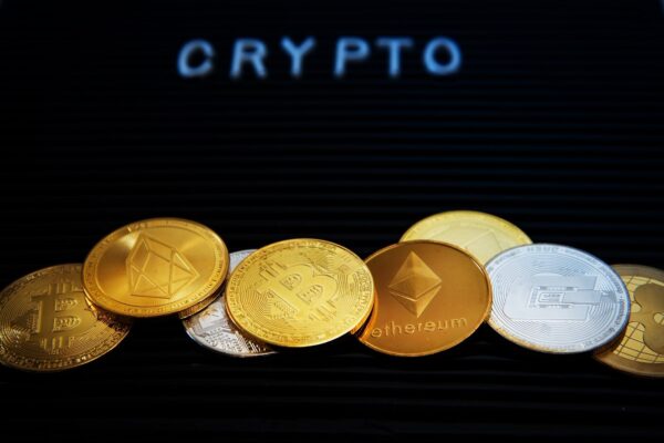 Altcoin market cap drops 41% amid crypto winter fears