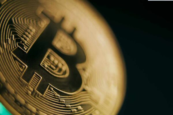 Robert Kiyosaki Reveals Why He Trusts Bitcoin With His Wealth