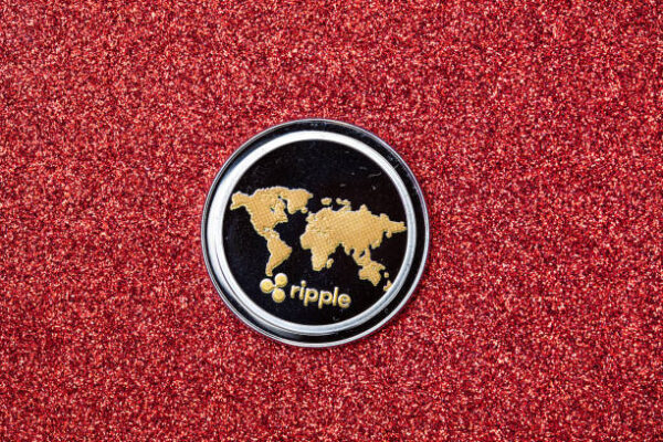 Ripple’s XRP Cannot Replace SWIFT? Expert Says This Crypto Is A Better Fit